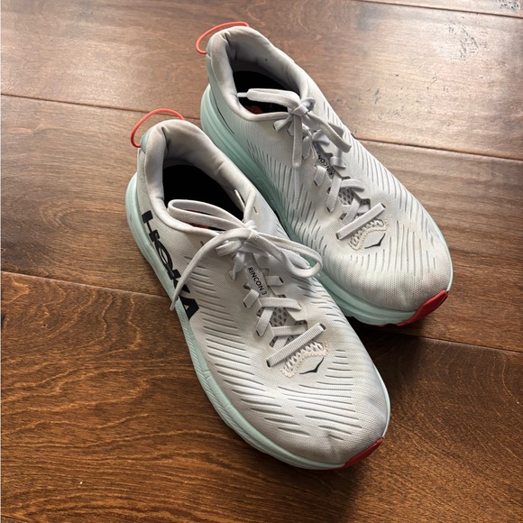 EUC :: Hoka One One :: Rincon 3 :: white/blue glass :: size 7 - Picture 2 of 5
